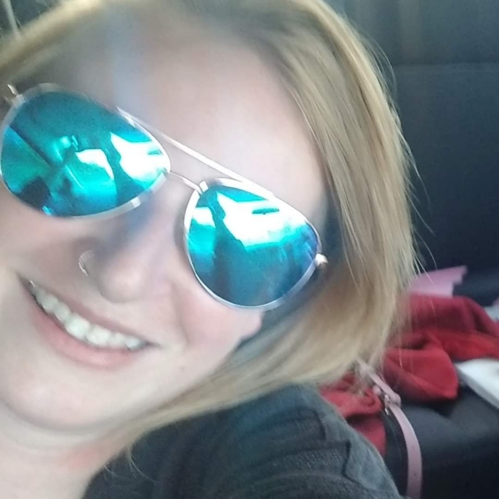 Meet your Posher, Ashlee